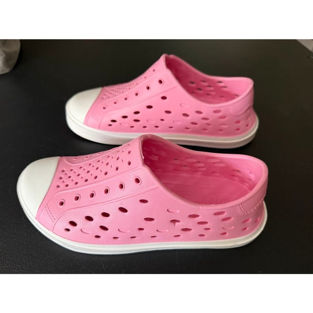 Women's Cranes Pink/White Shoes Size 7/8
